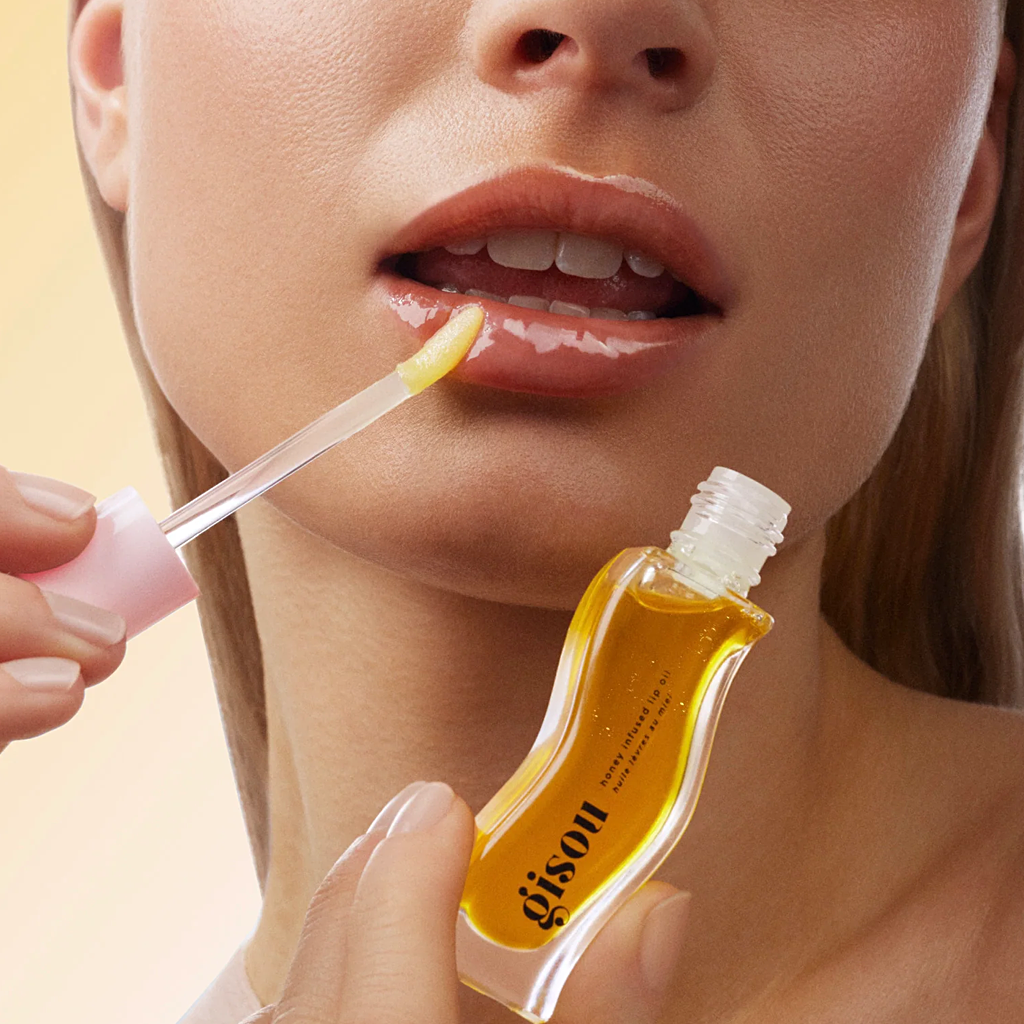 Gisou honey infused hydration lip oil