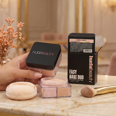 HUDA BEAUTY - Easy Bake Blurring Loose Baking & Setting Powder - Cherry Blossom