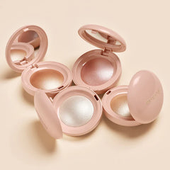 Rare beauty silky touch powder highliter
