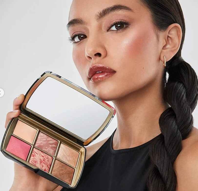 Hourglass Horse Ambient Lighting Palette Limited Edition